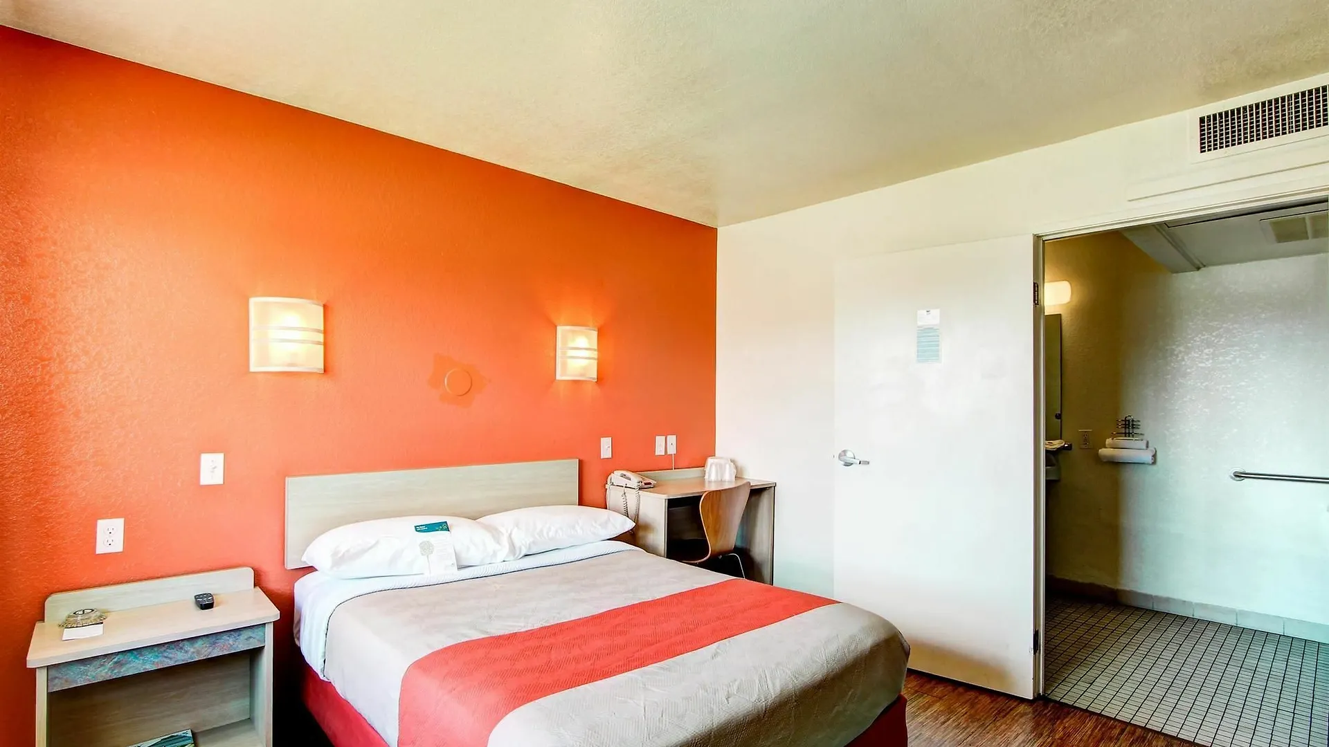 Motel 6-Denver, Co - Airport